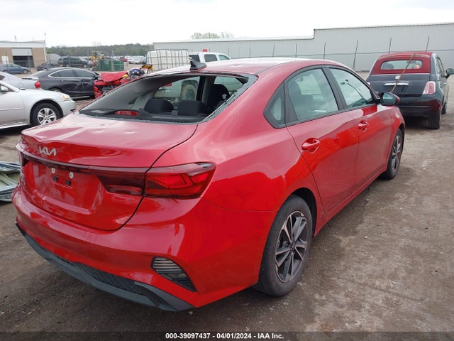 KIA Forte Lxs 2022 3KPF24AD2NE417731 Image 4