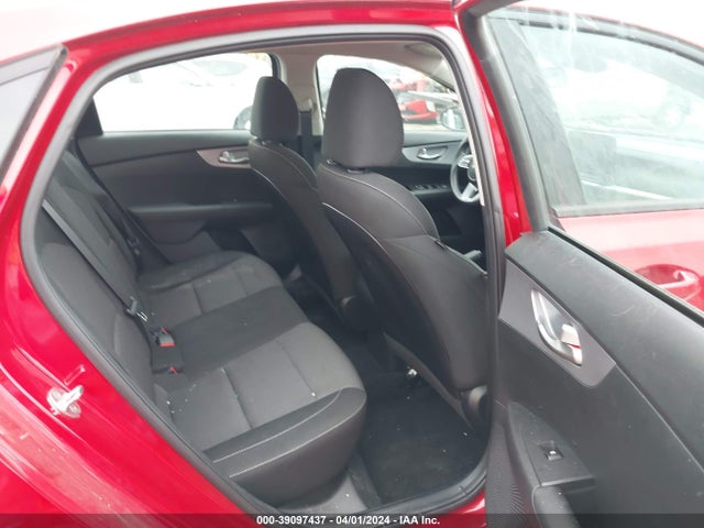 KIA Forte Lxs 2022 3KPF24AD2NE417731 Image 8