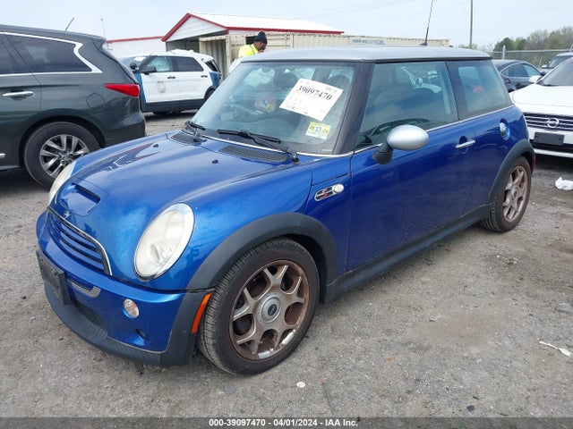 2006 MINI COOPER S WMWRE33546TJ40946 Photo 1