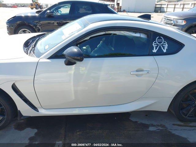 Toyota Gr86 Premium 2022 JF1ZNBF15N8755664 Image 13