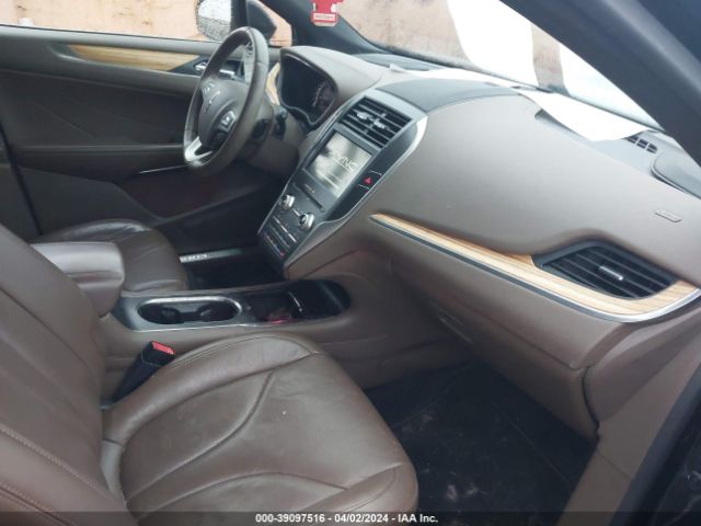 5LMTJ2AH6FUJ05372 Lincoln MKC