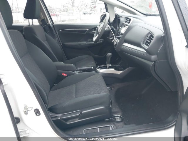 Honda FIT LX 2017 3HGGK5H53HM709473 Image 5