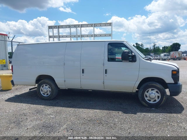 Ford E-250 Commercial 2014 1FTNS2EW6EDA15997 Image 13