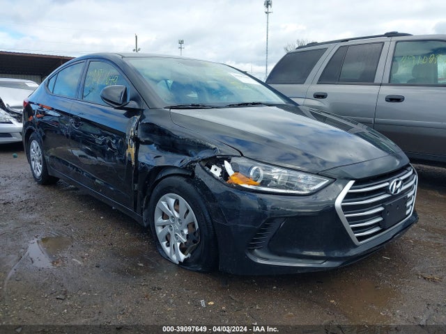2018 5NPD74LF8JH402759 main image
