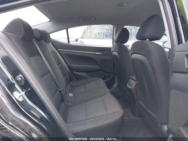 Hyundai ELANTRA SE 2018 5NPD74LF8JH402759 Image 8
