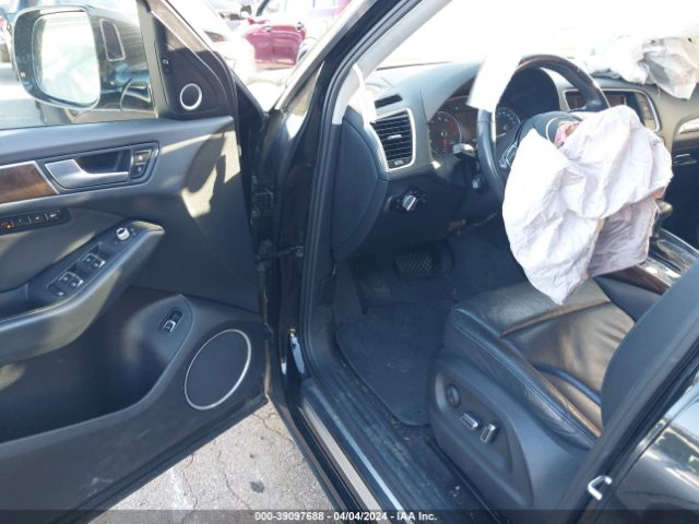 WA1D7AFP2HA043147 Audi Q5 3.0t Premium Plus