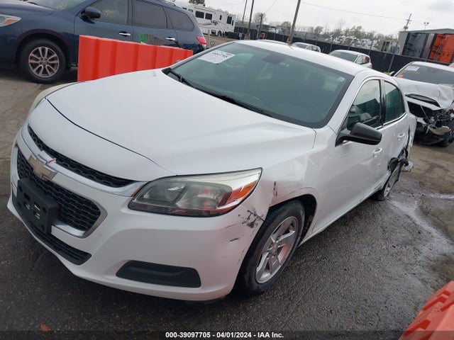 Chevrolet MALIBU LS 2015 1G11B5SL8FF256548 Image 2
