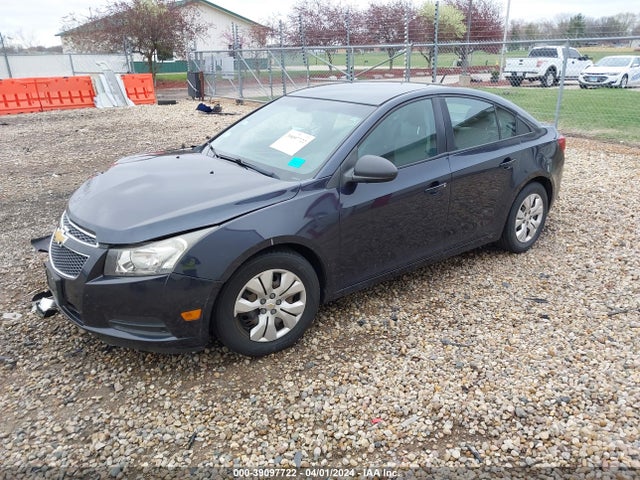 Chevrolet Cruze Ls Auto 2014 1G1PA5SH1E7112390 Image 2