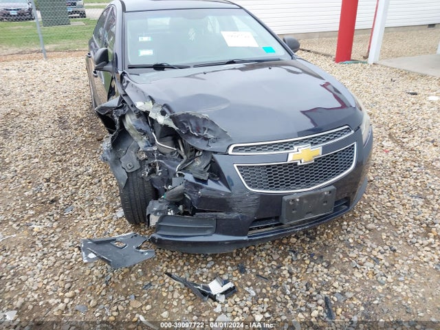 Chevrolet Cruze Ls Auto 2014 1G1PA5SH1E7112390 Image 6