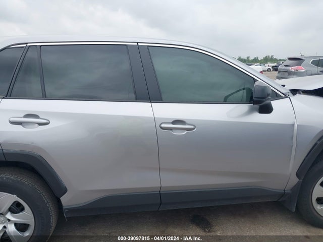 Toyota RAV4 LE 2022 2T3H1RFV4NC211438 Image 13