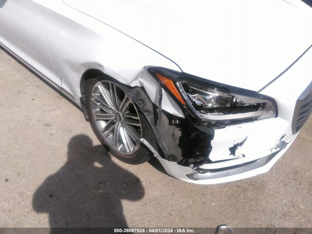 Genesis G80 3.8 2018 KMHGN4JE9JU238663 Image 6
