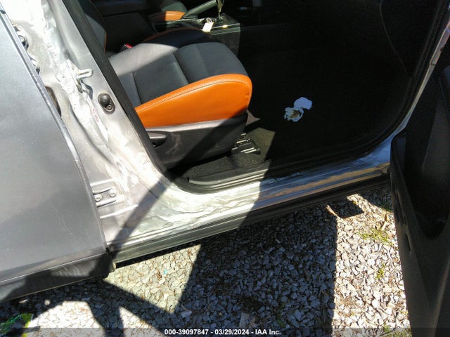 Toyota RAV4 SE 2017 2T3JFREV4HW675904 Image 6