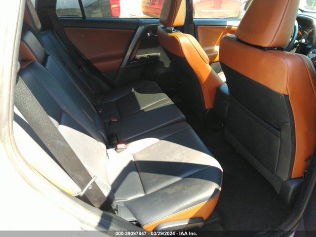 Toyota RAV4 SE 2017 2T3JFREV4HW675904 Image 8