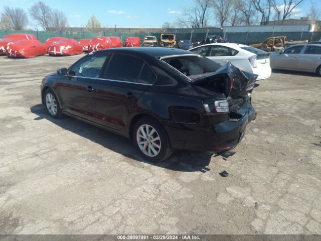 3VW2B7AJ8HM276435 Volkswagen Jetta 1.4t S