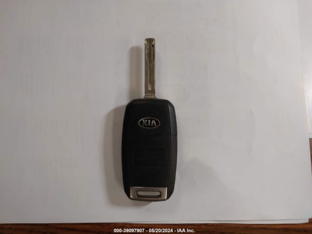 KNDJN2A24G7391656 KIA Soul