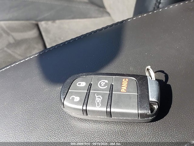 1C4RJFAG9KC532223 Jeep Grand Cherokee Altitude 4x4