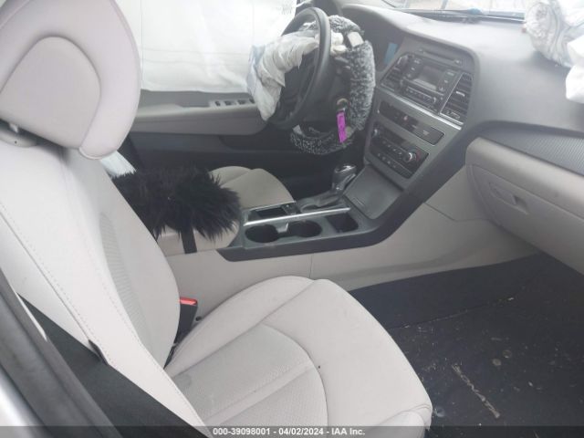 5NPE24AF2FH039176 Hyundai SONATA SE
