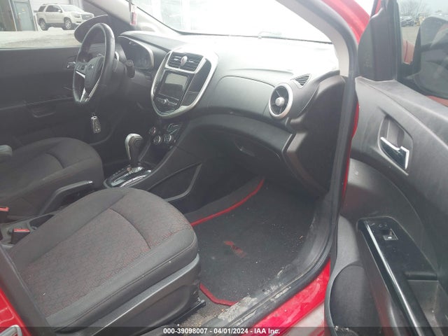 Chevrolet Sonic Lt Auto 2019 1G1JD5SB5K4108686 Image 5