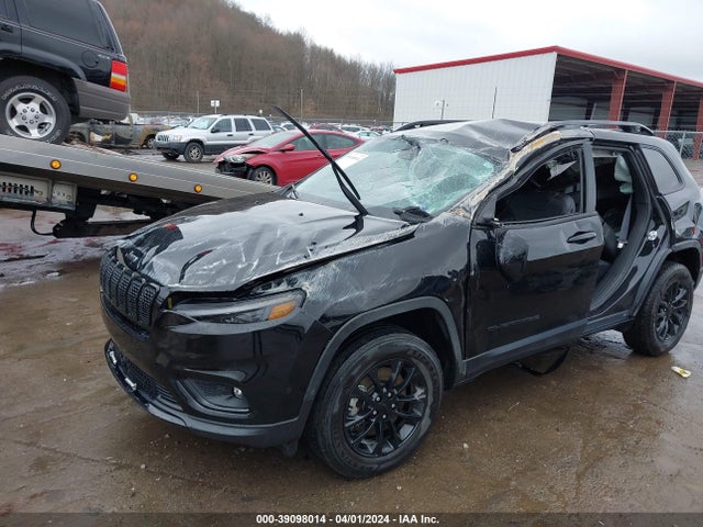 1C4PJMMB0PD100472 Jeep Cherokee Altitude Lux 4x4