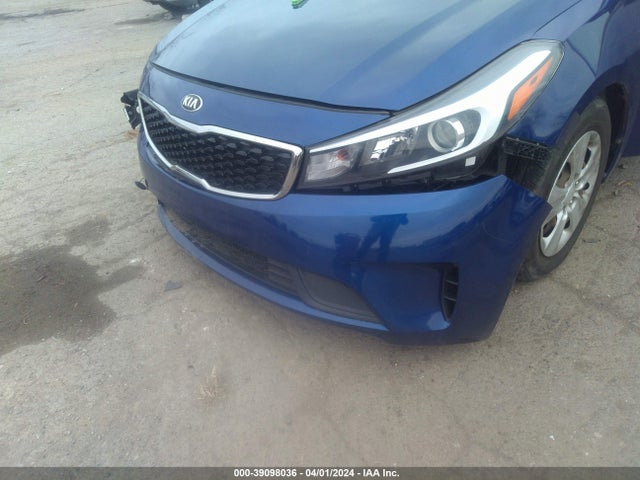 KIA FORTE LX 2018 3KPFK4A76JE182352 Image 13