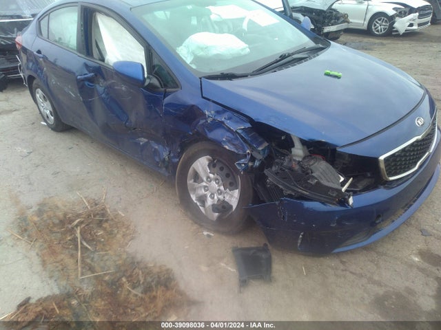 KIA FORTE LX 2018 3KPFK4A76JE182352 Image 6