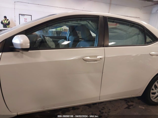 Toyota COROLLA LE 2017 5YFBURHE3HP702008 Image 15