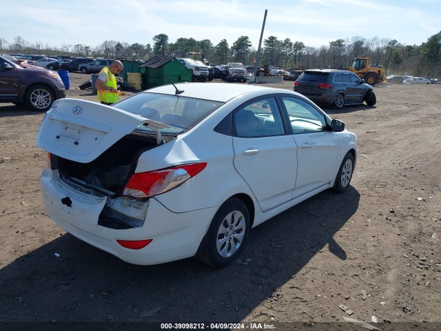Hyundai ACCENT GLS 2015 KMHCT4AE7FU805299 Image 4