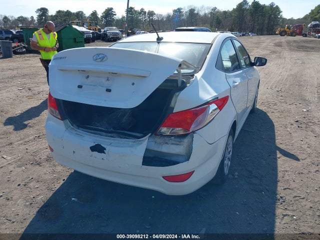 Hyundai ACCENT GLS 2015 KMHCT4AE7FU805299 Image 6