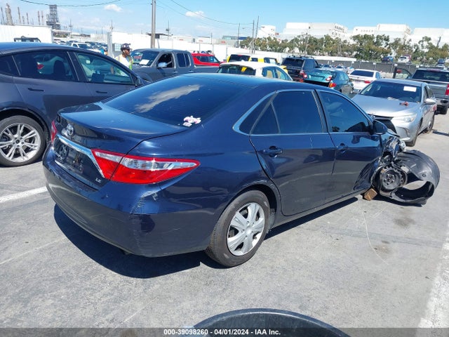 Toyota CAMRY LE 2015 4T4BF1FK4FR512174 Image 4
