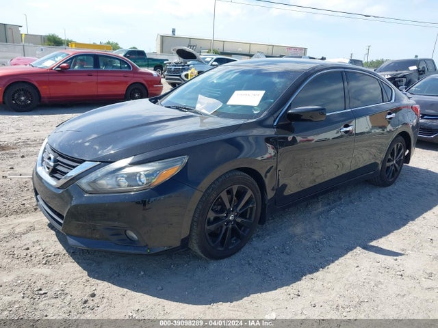 Nissan Altima 2.5 Sr 2017 1N4AL3AP1HC240635 Image 2