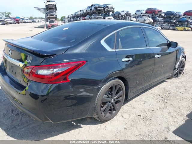Nissan Altima 2.5 Sr 2017 1N4AL3AP1HC240635 Image 4