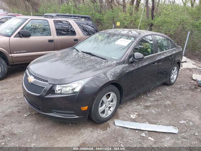 Chevrolet Cruze 1lt Auto 2014 1G1PC5SBXE7423922 Image 2