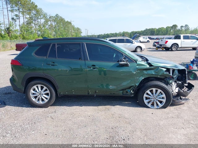 Toyota Corolla Cross Le 2023 7MUCAAAG5PV046867 Image 13