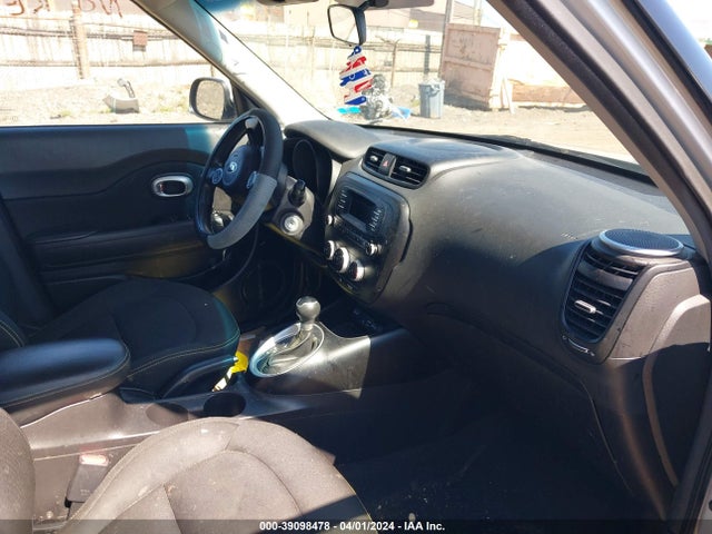 KIA SOUL + 2015 KNDJP3A58F7787906 Image 5