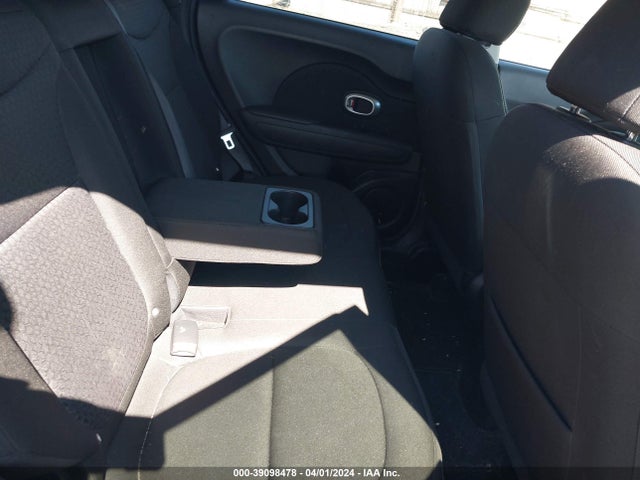 KIA SOUL + 2015 KNDJP3A58F7787906 Image 8