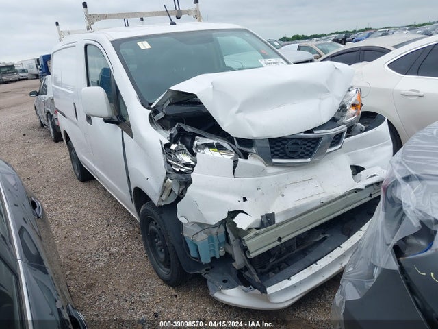 2017 3N6CM0KN5HK706005 main image