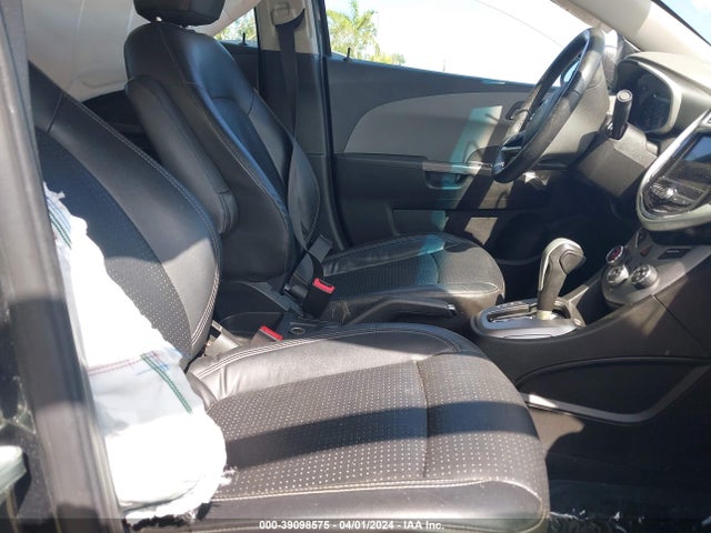 Chevrolet Sonic Premier Auto 2019 1G1JF5SB3K4121771 Image 5