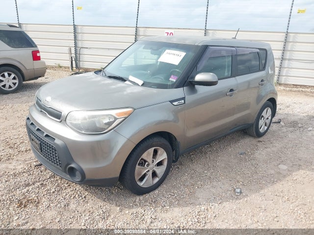 KIA Soul 2015 KNDJN2A28F7138130 Image 2