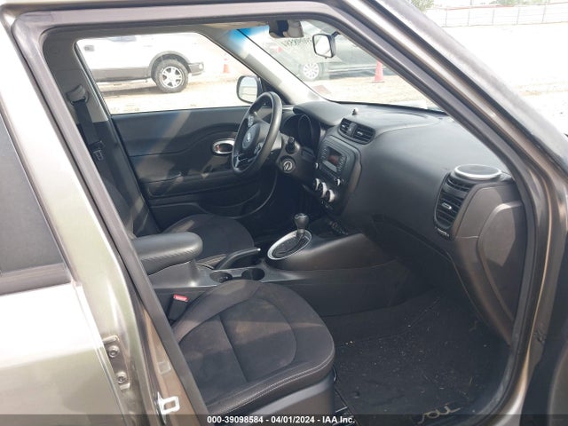KIA Soul 2015 KNDJN2A28F7138130 Image 5