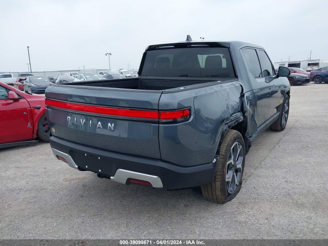 Rivian R1t Adventure 2022 7FCTGAAA6NN015256 Image 6