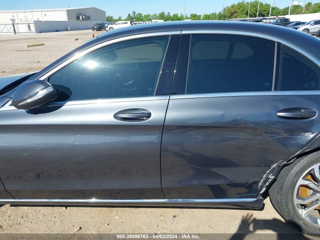 55SWF4JB2FU067787 Mercedes-Benz C 300 Luxury/sport