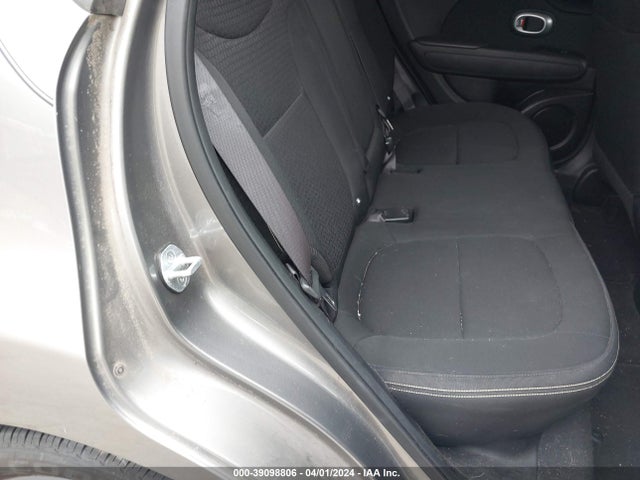 KIA SOUL + 2014 KNDJP3A52E7010619 Image 8