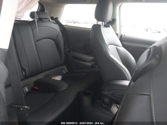 2022 MINI HARDTOP WMW53DH03N2R11974 Photo 7