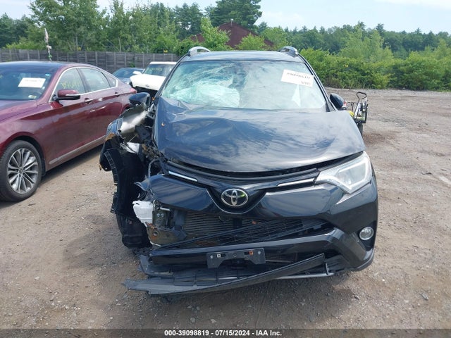 Toyota Rav4 Xle 2017 2T3RFREV9HW603227 Image 12