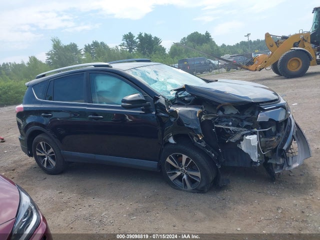 Toyota Rav4 Xle 2017 2T3RFREV9HW603227 Image 13