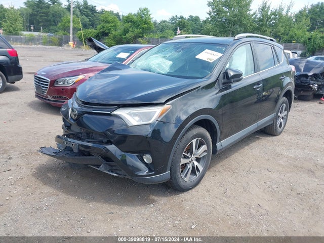 Toyota Rav4 Xle 2017 2T3RFREV9HW603227 Image 2