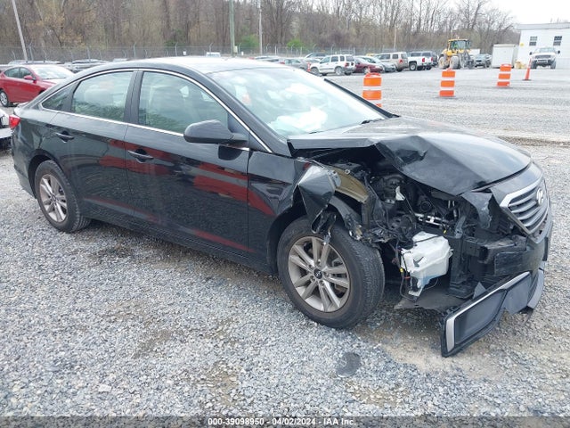 Hyundai SONATA ECO 2017 5NPE24AA3HH464347 Image 1