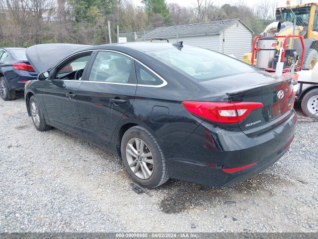 Hyundai SONATA ECO 2017 5NPE24AA3HH464347 Image 3