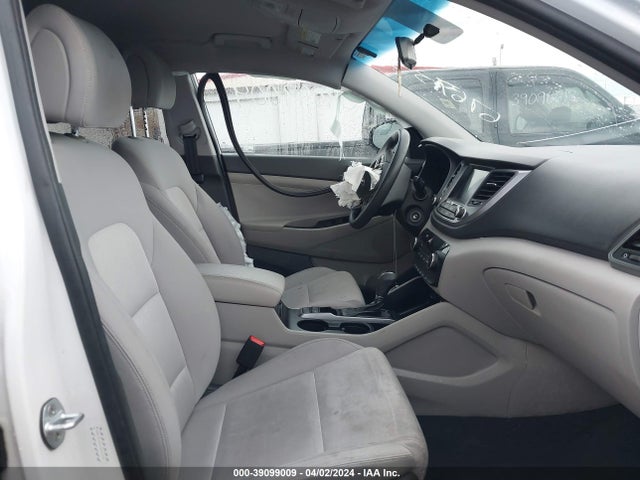 Hyundai TUCSON SEL 2018 KM8J3CA46JU676733 Image 5