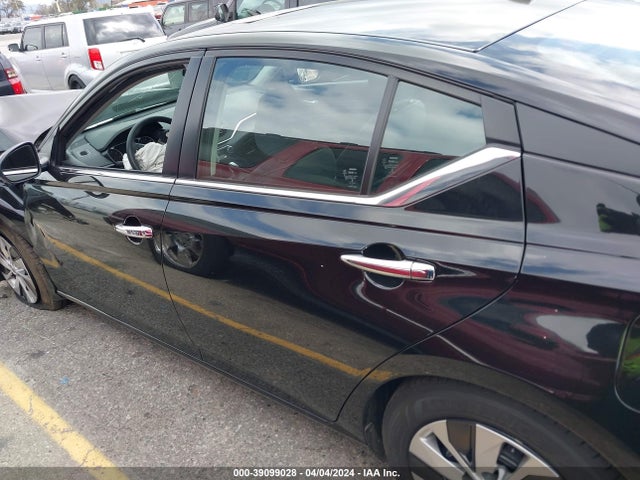 Nissan Altima 2.5 S 2019 1N4BL4BV7KC220582 Image 14